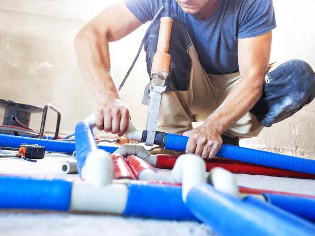 Qualified and Experienced Plumbers Services